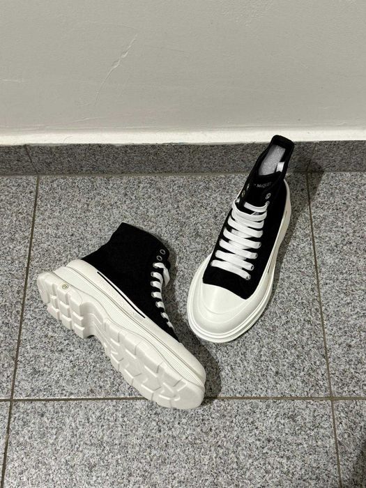 Alexander McQueen Tread Slick