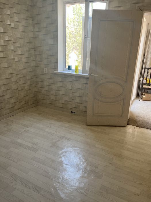 Продам дом 3 ком срочно в центре.
