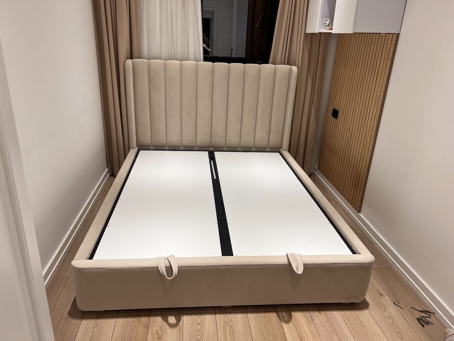 Кровать.Мягкая в наличи