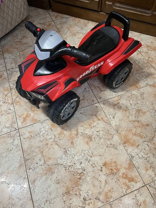 Atv GoodYear pentru copii de la 18 luni