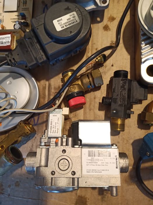 Immergas Eolo Mini 24 kw Placa electronica Vas expansiune Corp pompa