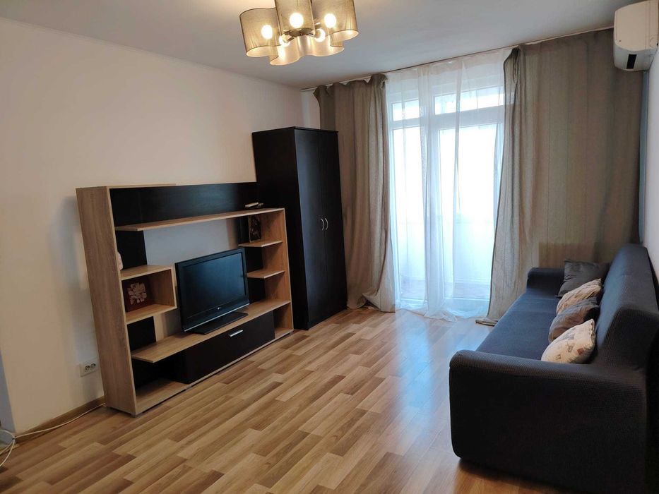 De închiriat apartament 3 camere Titan Potcoava