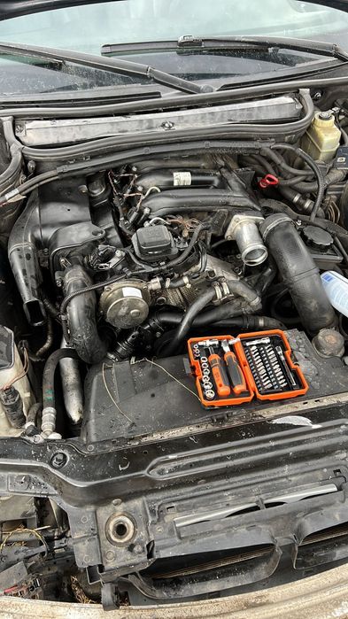 Dezmembrez BMW e46 euro 4 2000. 150cp