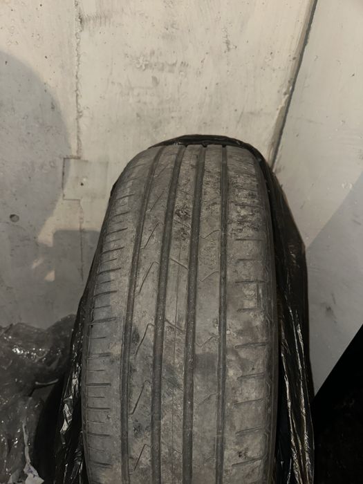 Hankook 215 55 18 летни