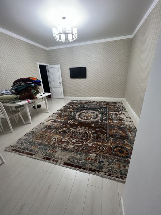 Продам трехкомнатную квартиру