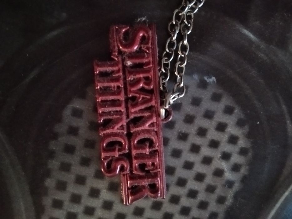 Продавам книга на Strengths Things