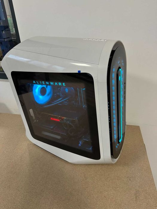 • Нов Alienware Aurora R13 i7-12700KF/16GB/512GB+1TB/RX 6700XT 12GB