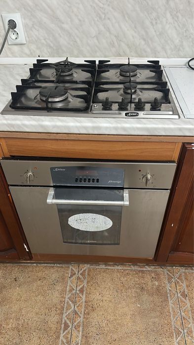 Варочная поверхность и духовой шкаф Кайзер