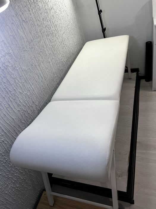 Козметична кушетка