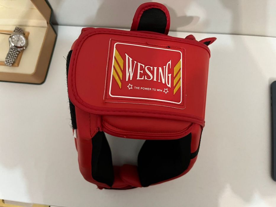 Шлем для бокса Wesing красный