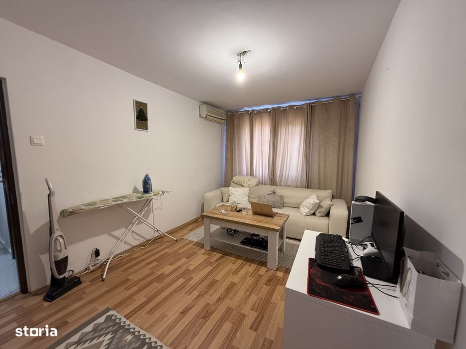Apartament cu 4 camere, semidecomandat, etaj 4/5 - Sagului