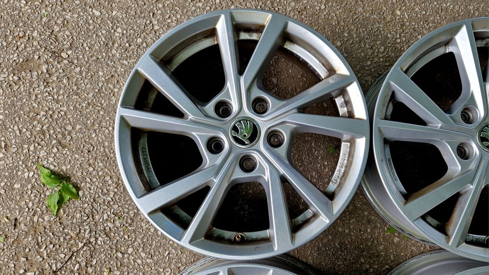 Шкода 16 5х112 лети джанти Skoda Octavia Superb 5x112. VAG група