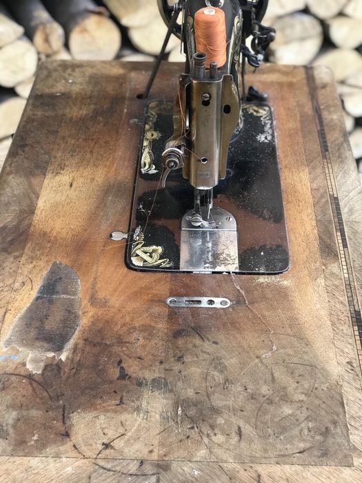 Стара шевна машина