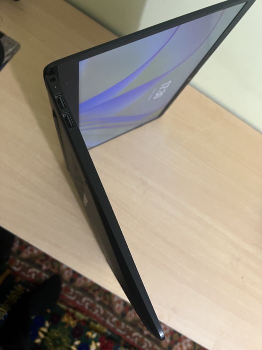 Hp noutbook sotiladi srochni pul zarur