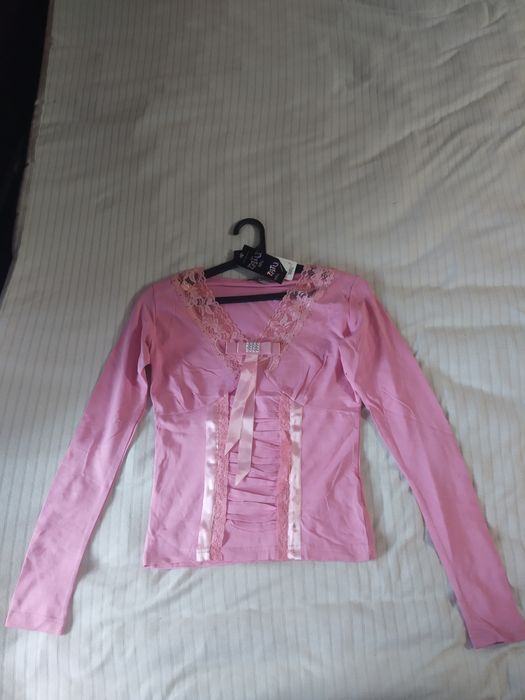 Магазин за блузи дрехи