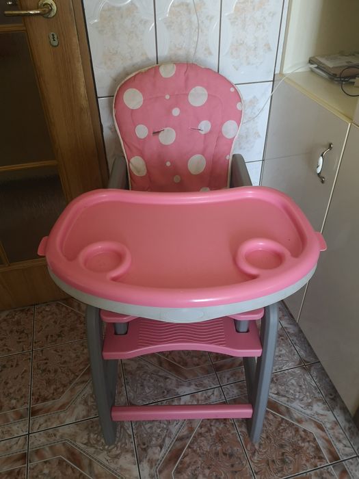 Scaun de masă multifuncțional