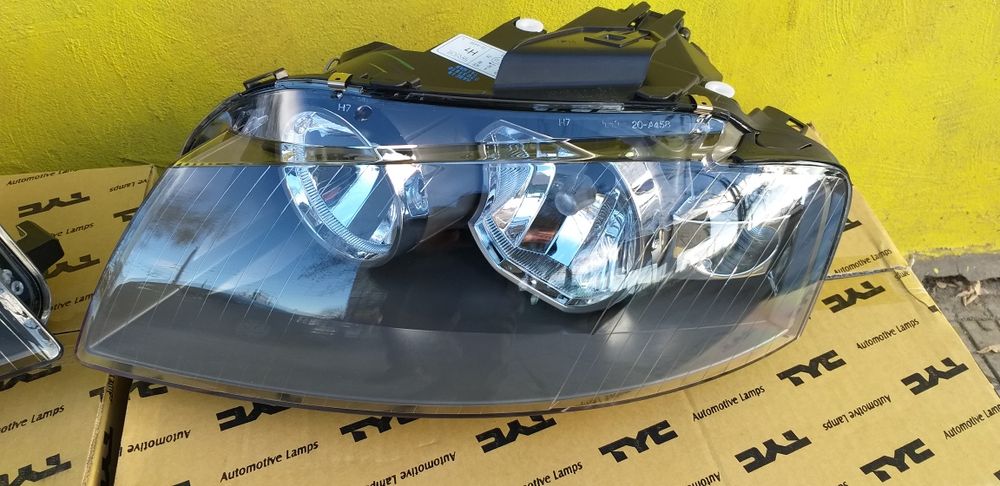 Фар Ауди А3 фарове Audi A 3 светлини А3 2003 г.- 2008 г.  Н7 + Н7