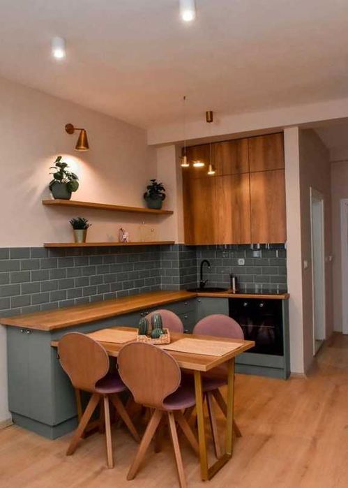 Дава се под наем Тристаен апартамент в Пловдив, Южен - 90 кв.м за 285.6 € - Снимка #2