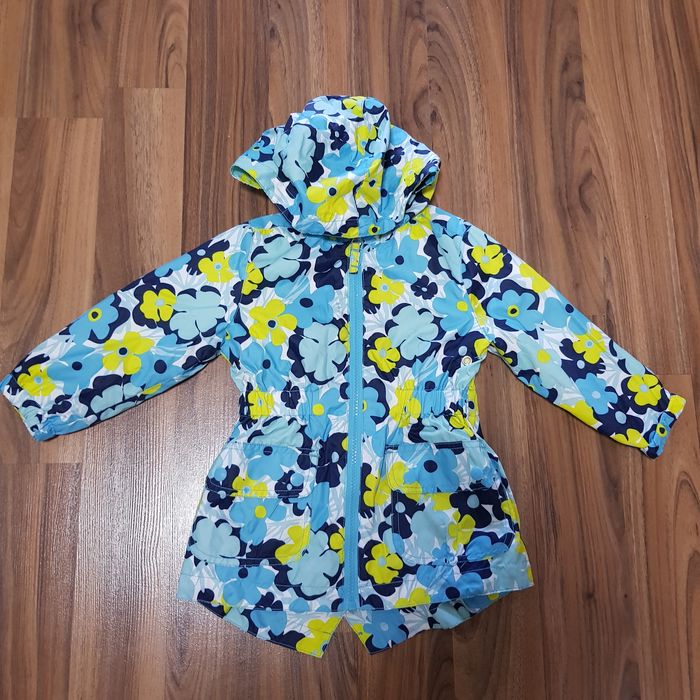 Ветровка Ostin на девочку