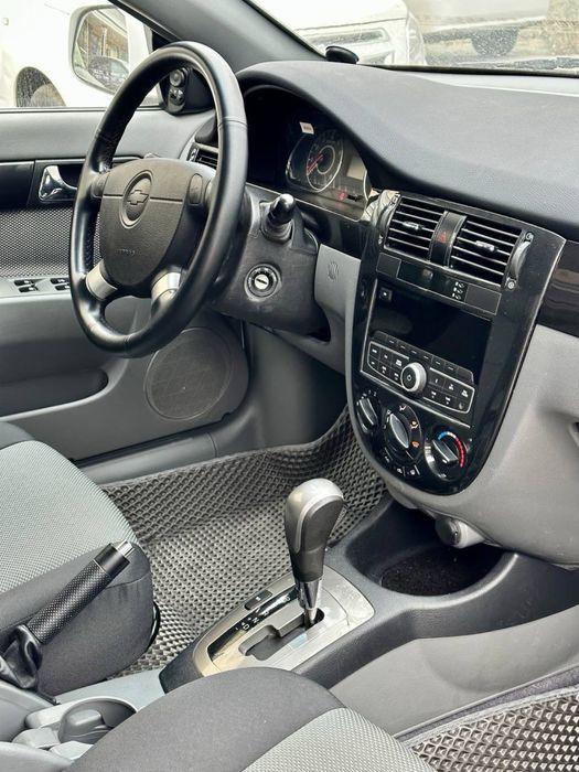 Chevrolet Lacetti (gentra)