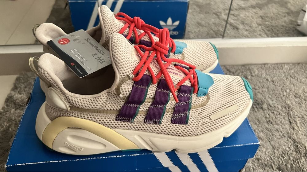 Vand Adidas LXCON