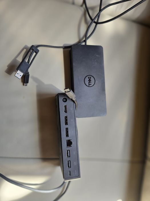 Dock-uri Dell cu mufa usb c