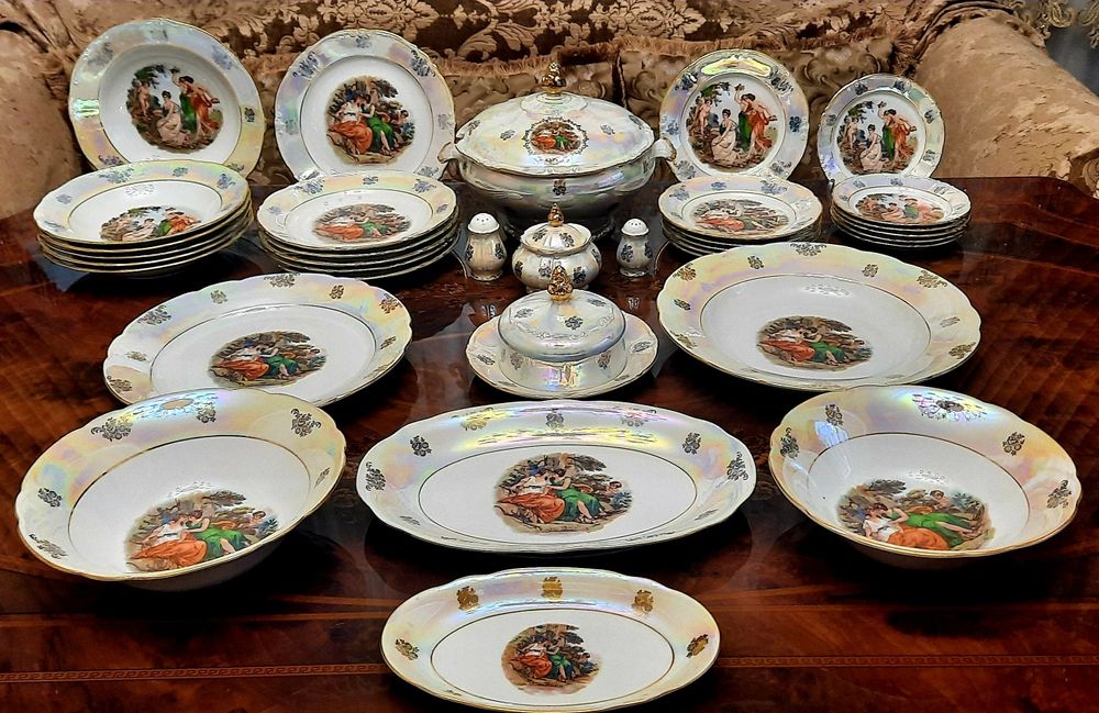 Столовый сервиз. Мадонна."Золотая шишка"Антиквариат. ГДР "KAXLA"