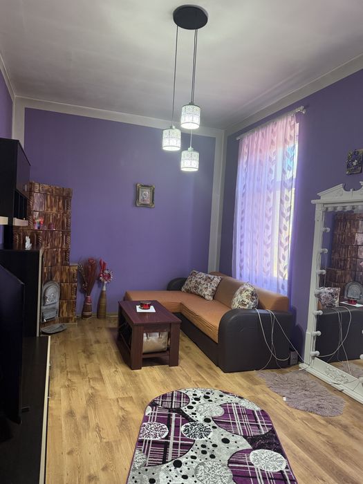 Vand apartament!!!