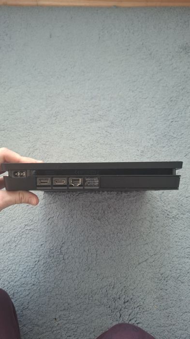 Ps4/playstation 4 slim