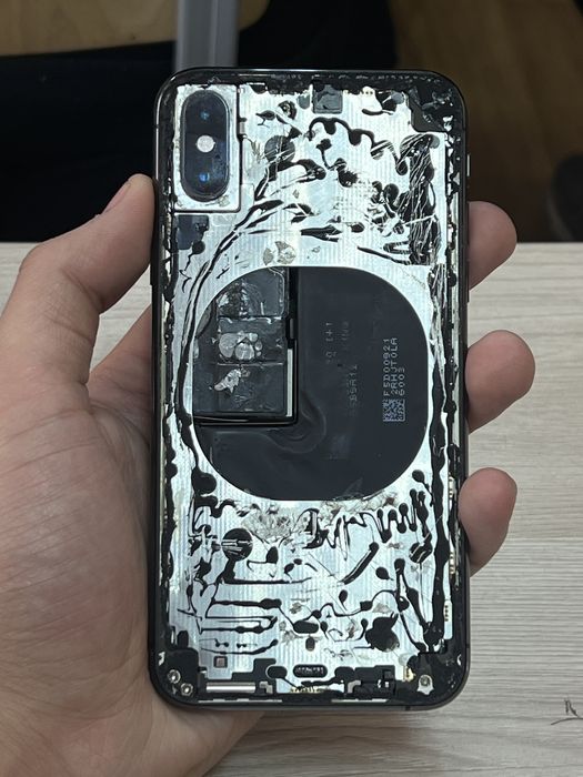 Продам Iphone Xs 64 gb