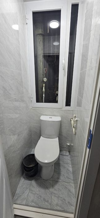 Продам чиланзар 2.  Двух комнатная.  Торец