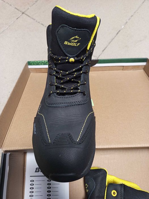 Работни обувки 45 номер