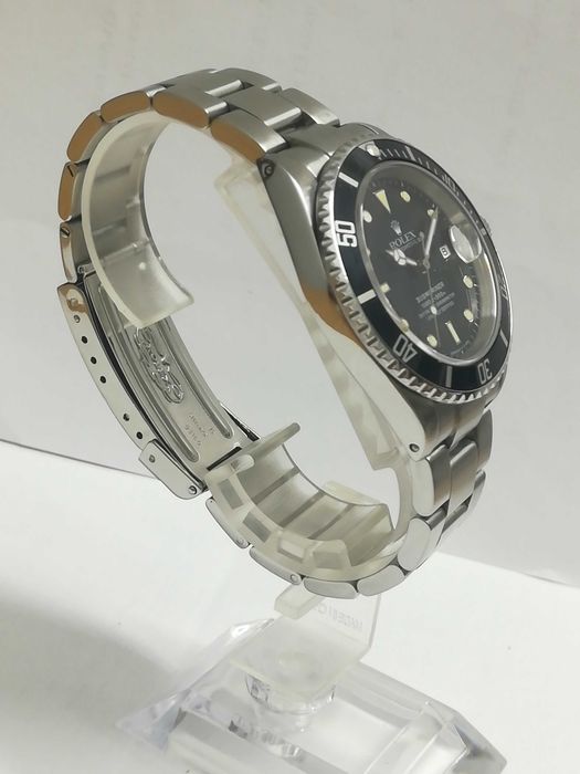 Rolex SUBMARINER Date Oyster Perpetual, кутия+документи, 16610