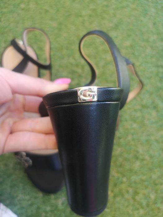 Sandale piele Guess