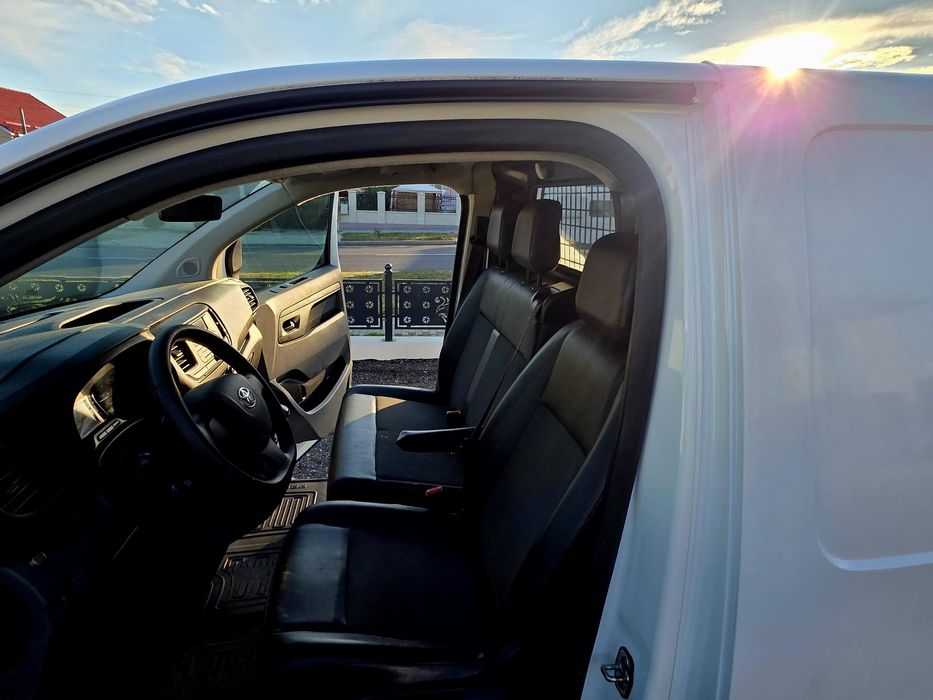 TOYOTA Proace 2020 — imagine 4