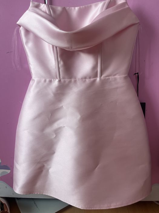 Официална рокля за събития, изпращания, рожденни дни