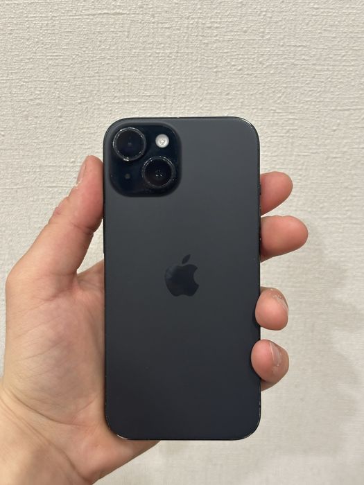 Продам iPhone 15 128