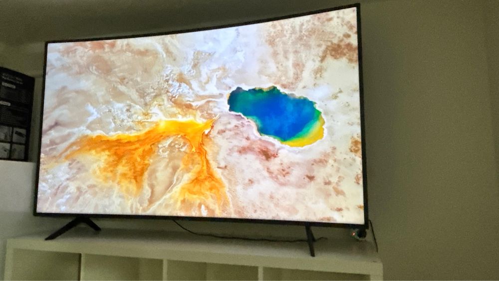 TV Samsung  smart curbat 165 cm 4K telecomanda smart