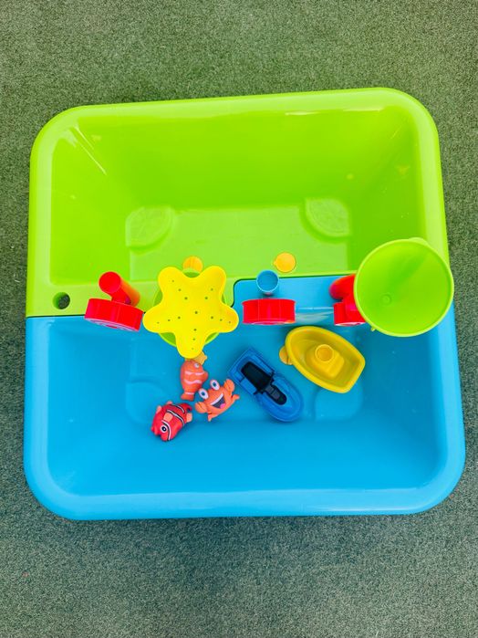 Водна маса за игра с пясък