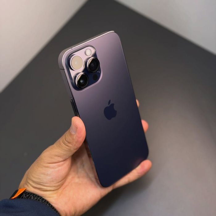 IPhone 14 Pro max sotiladi xotirasi 128 batareka 85