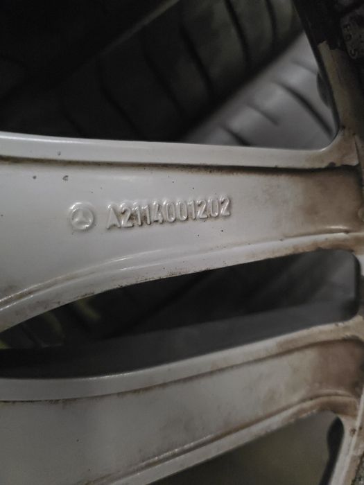 Оригинални двукомпонентни AMG  джанти 19 цола W211 W219 W230 
Мерцедес