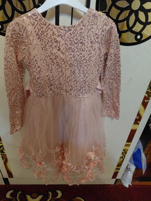 Детская платье продаю