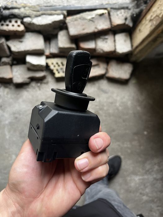 Гълтач с ключ Mercedes ML-W164