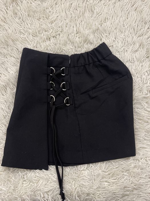 Дамска пола панталон Bershka, размер xs