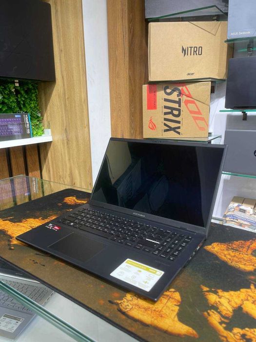 Asus Vivobook Go 15 OLED/AMD Ryzen 5-7520U/8GB DDR5/512GB/FHD OLED