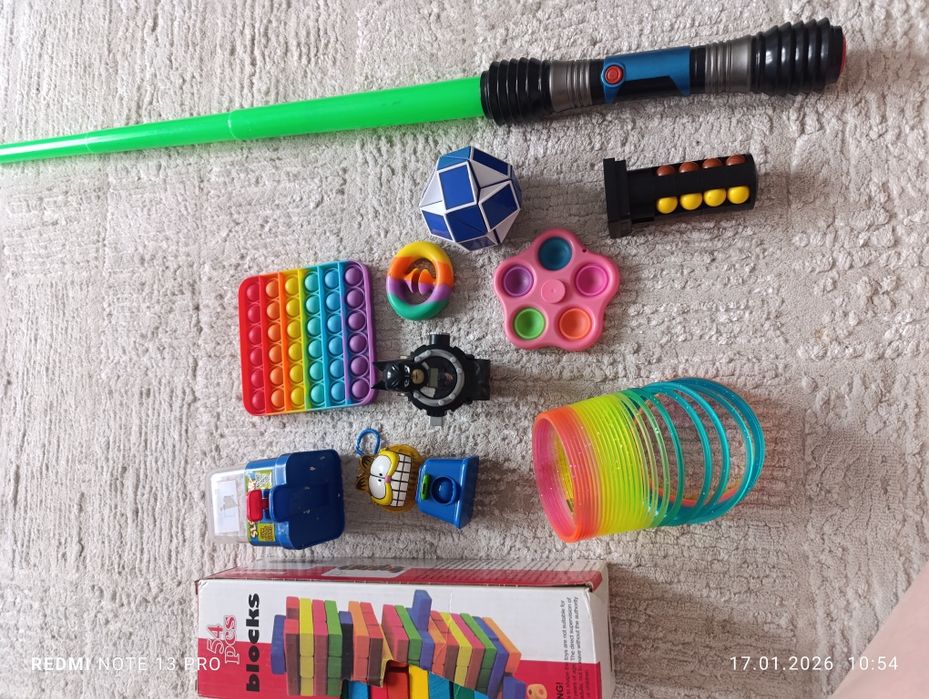 Детские  игрушки