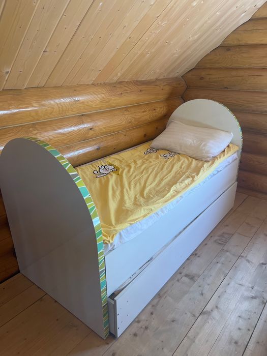 Детская кроватка двойная выдвижная