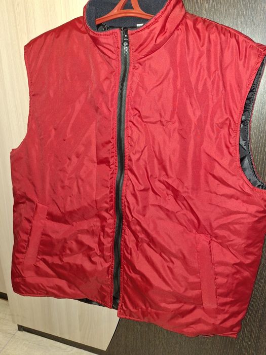 Продам жилет женский