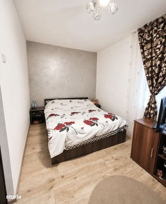 2 Camere de Vânzare,Craiovița Nouă-școala 30,renovat,mobilat și utilat