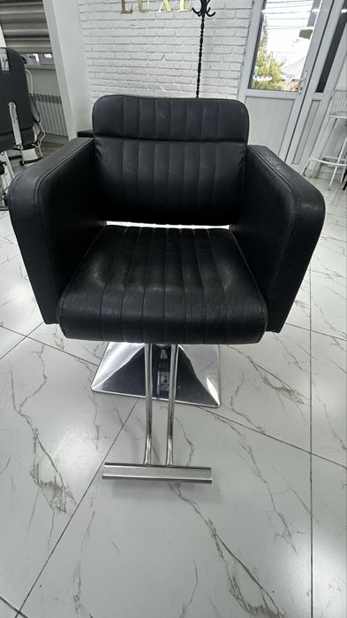 Кресло парикмахера